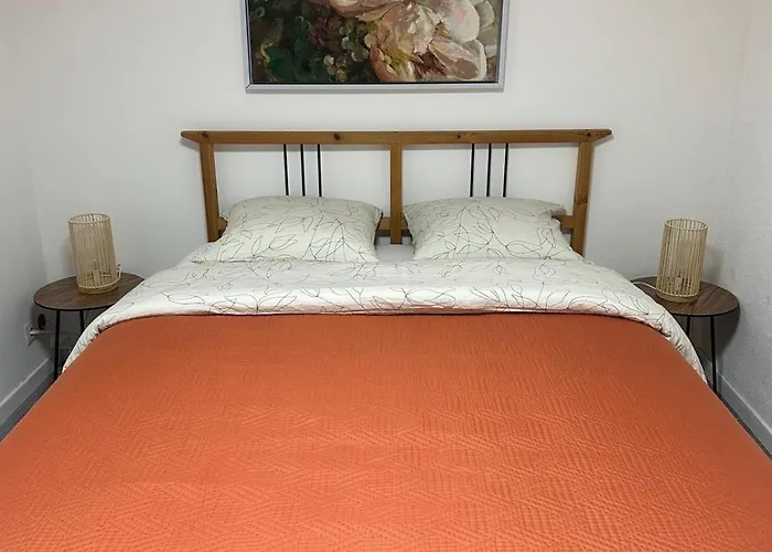 Les Mirabelles Apartment